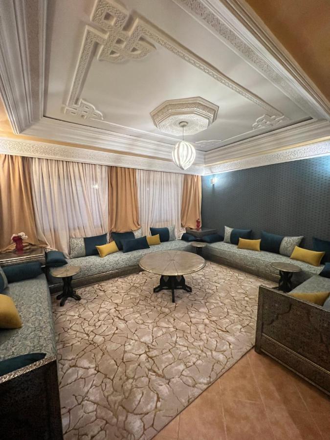 Superbe Appartement Avec Parking Gratuit Marrákes Kültér fotó